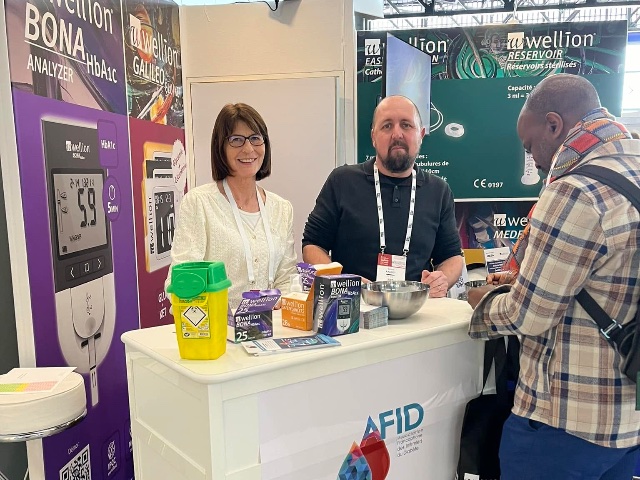 Stand AFID au congrès, avec Benoît Faubet